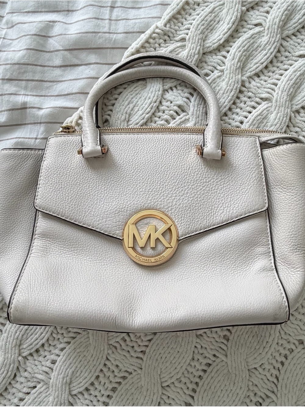 Michael Kors White Leather Satchel Crossbody Bag – Gold Hardware